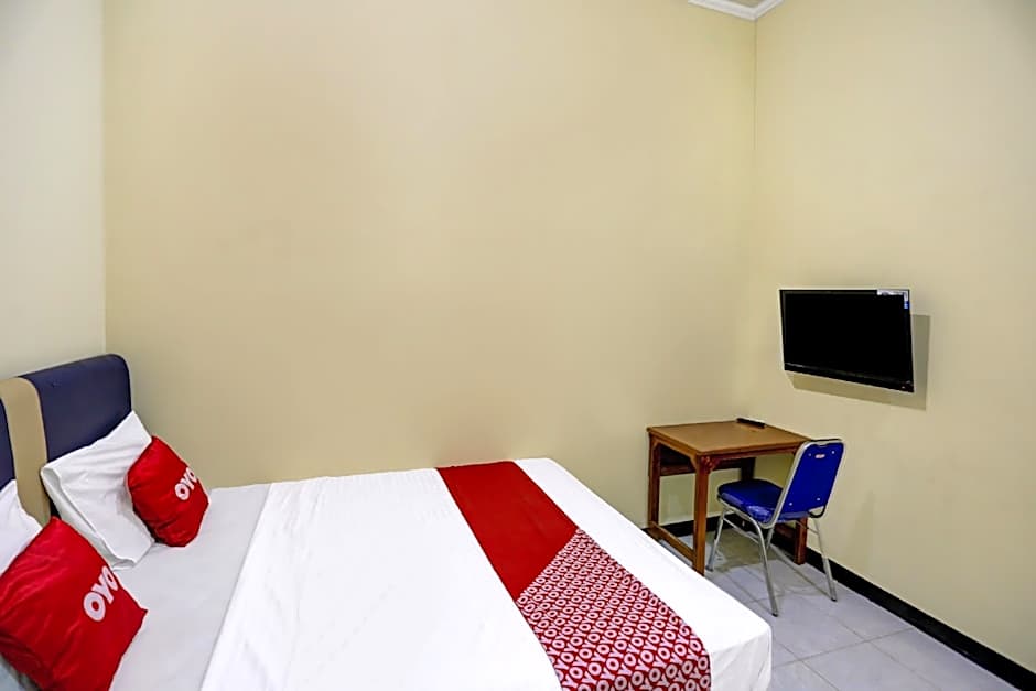 OYO 3767 Permata House