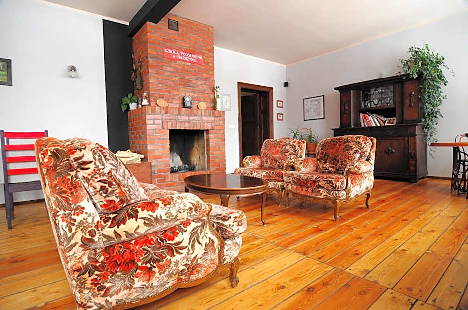 Stara Szkoła w Harszu