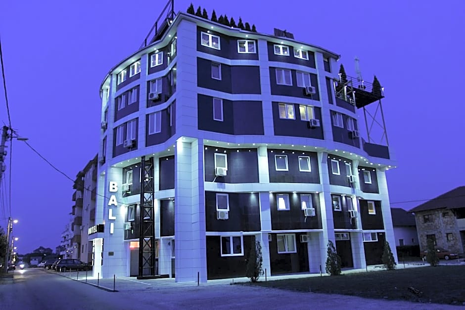 Bali Colosseum Hotel