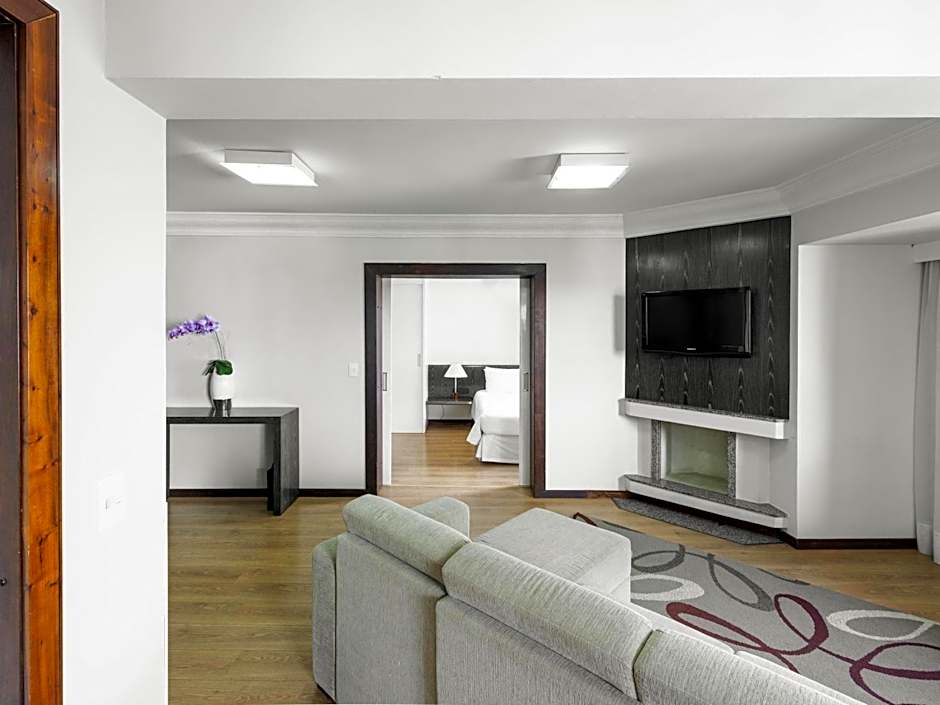 Mercure Curitiba Batel