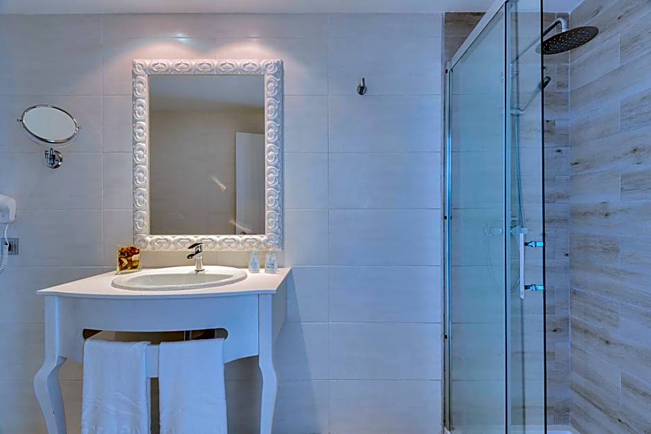 Cala Millor Garden Hotel - Adults Only