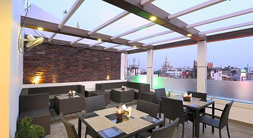 Chanchal Deluxe Hotel