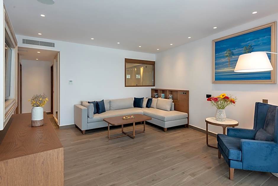 Nana Princess Suites Villas & Spa