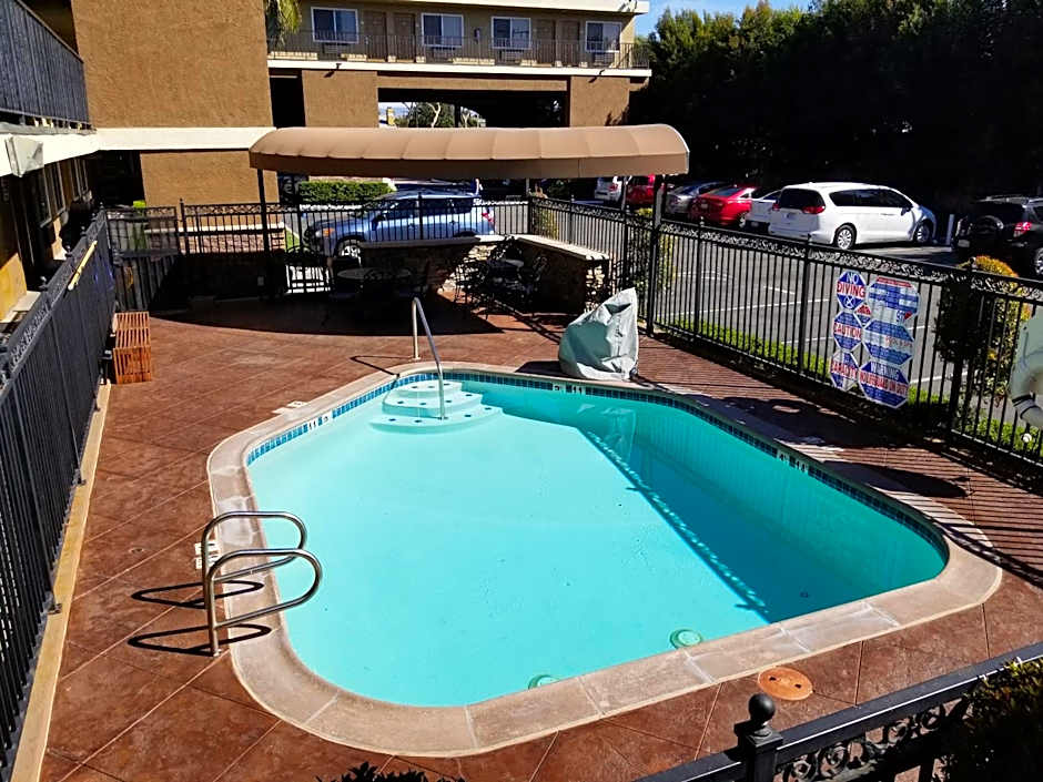 Quality Inn & Suites Maingate