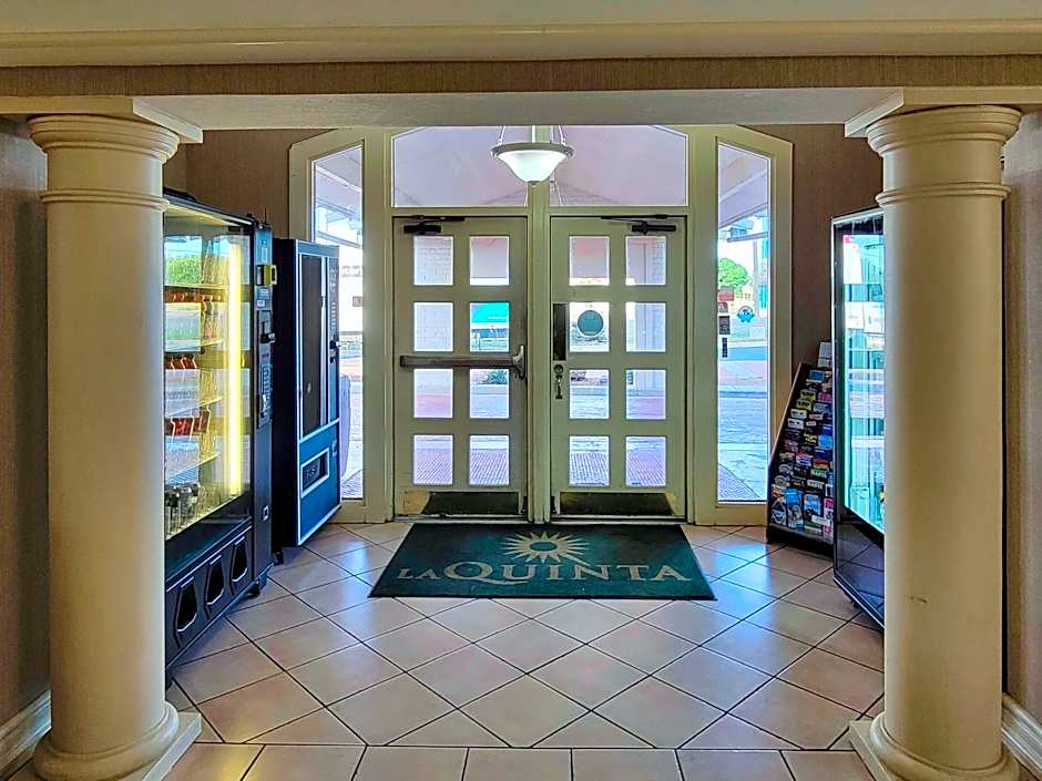 La Quinta Inn & Suites by Wyndham Amarillo West Medical Center