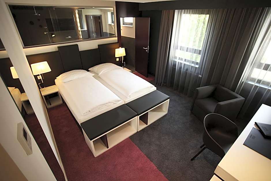 Hotel Bliss