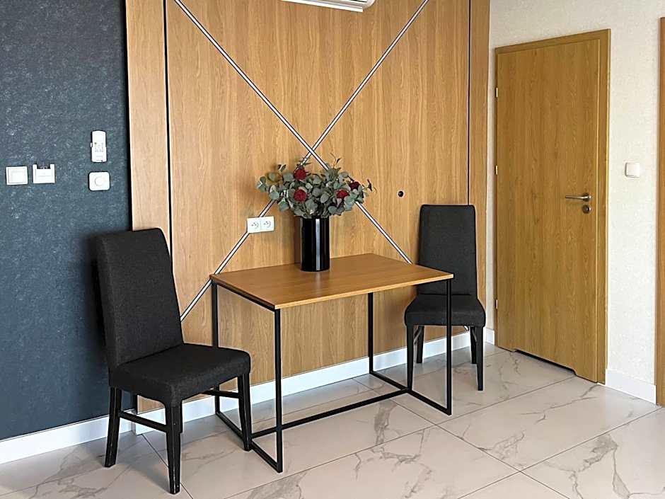 Apartamenty Katowice by Lantier - Swimming Pool Zone