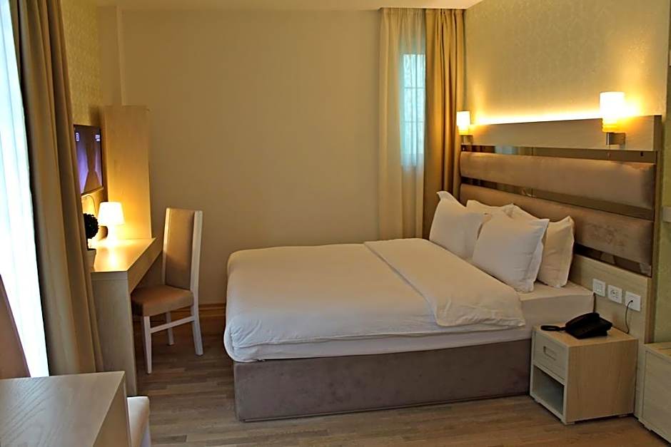 City Hotel Tirana