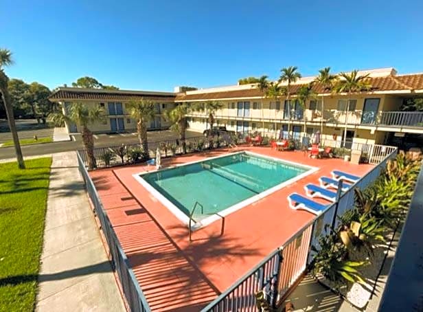 Motel 6 Riviera Beach FL