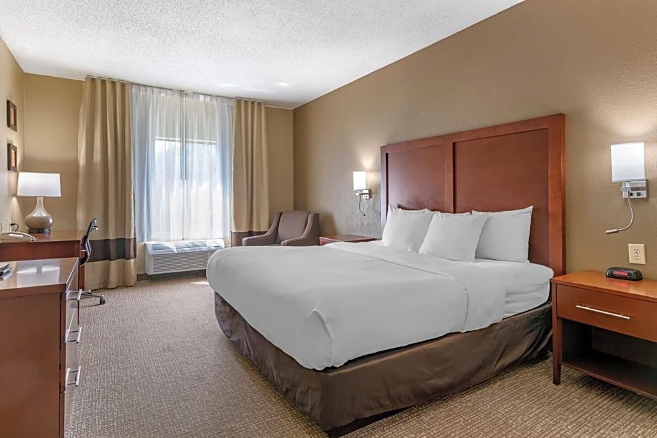 Comfort Inn & Suites St Louis-O'Fallon