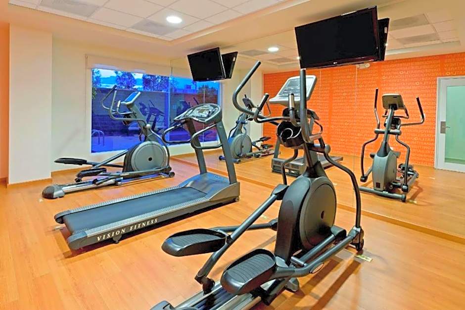 La Quinta Inn & Suites by Wyndham San Luis Potosi