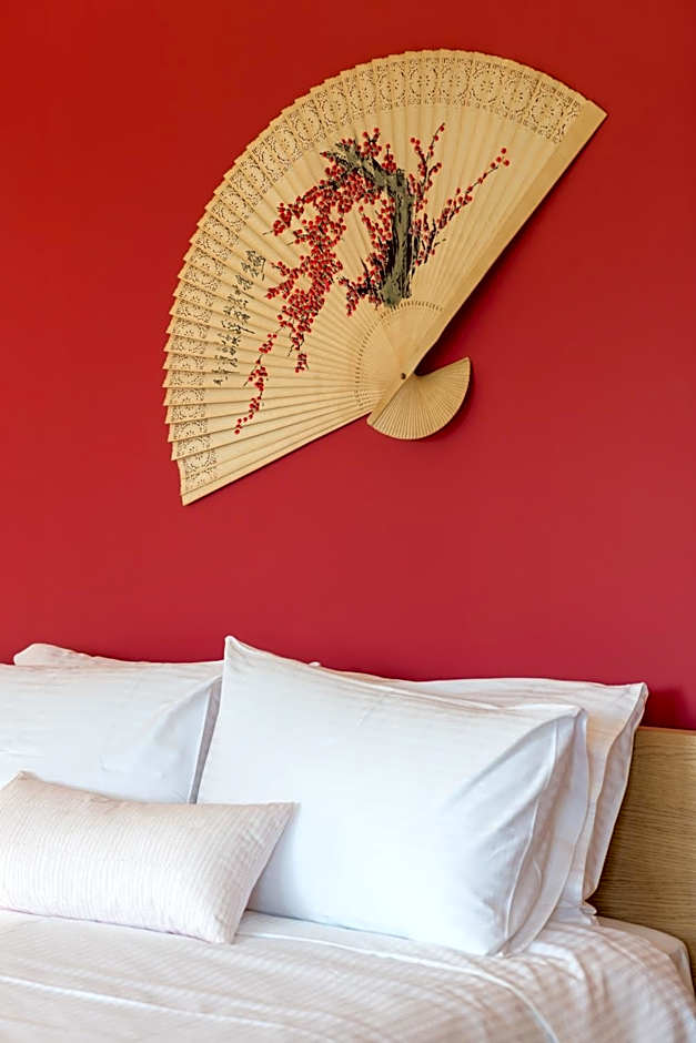 CHROMA Lodge Pikermi