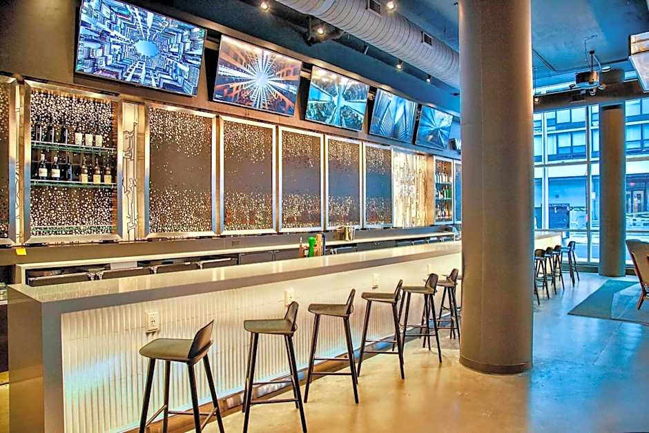 Aloft Chicago Mag Mile