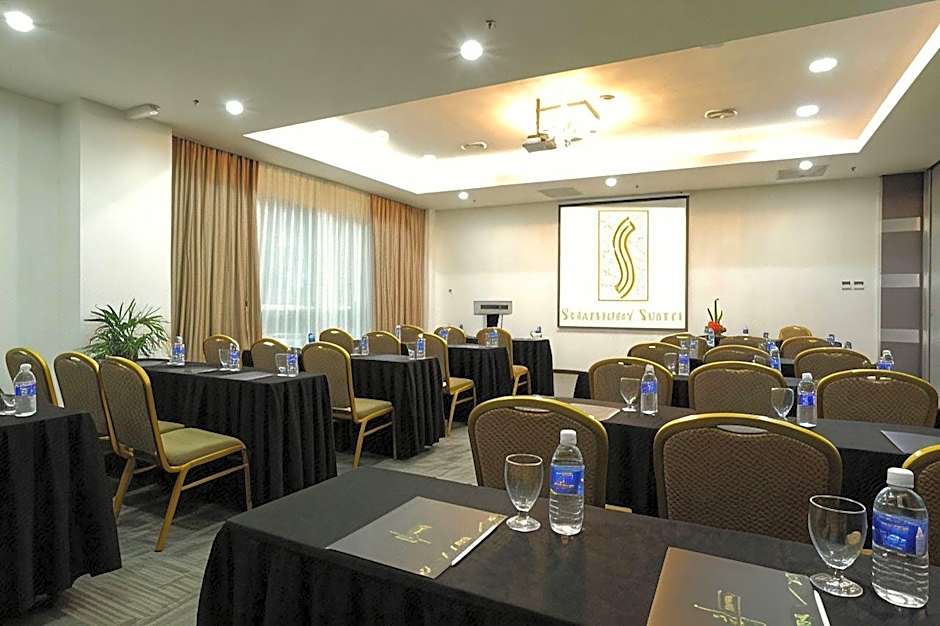 Symphony Suites Hotel