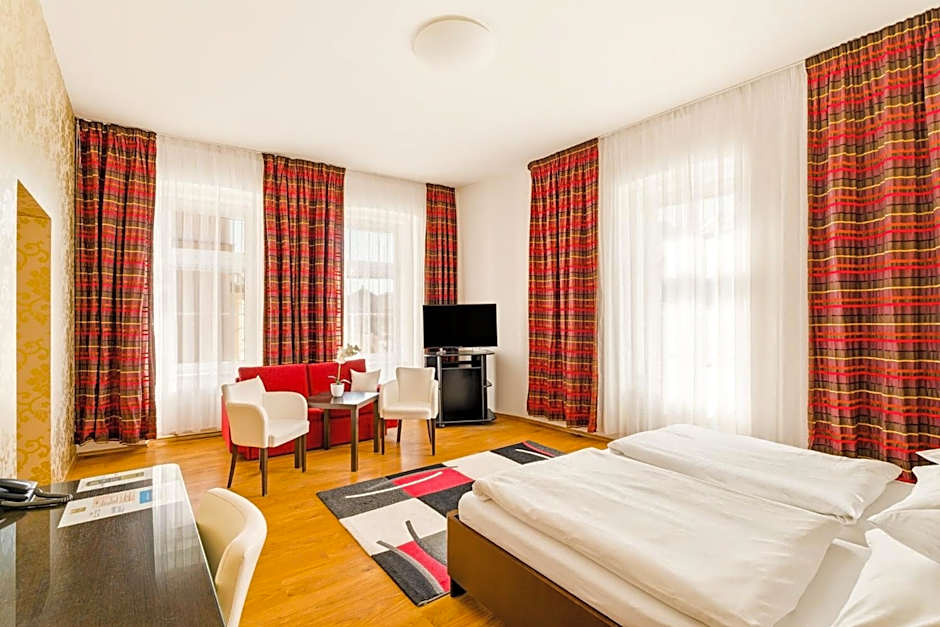 Hotel Trinity