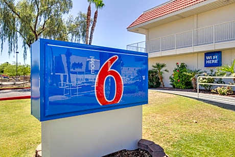 Motel 6-Tempe, AZ - Broadway - ASU