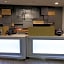 Holiday Inn Express Hotels & Suites Burlington by IHG