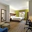 Holiday Inn Express Hotel & Suites Opelika Auburn By IHG