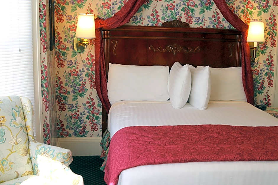 Inn on Mackinac