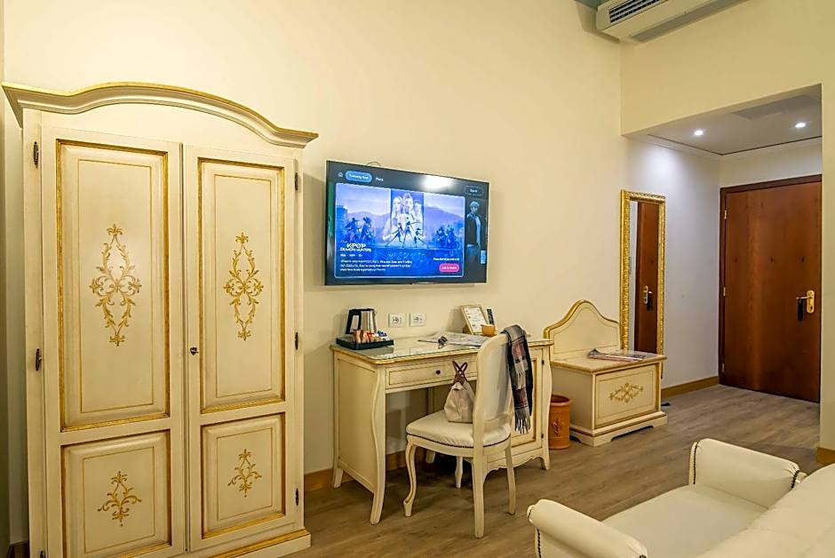 Porta Faenza Hotel