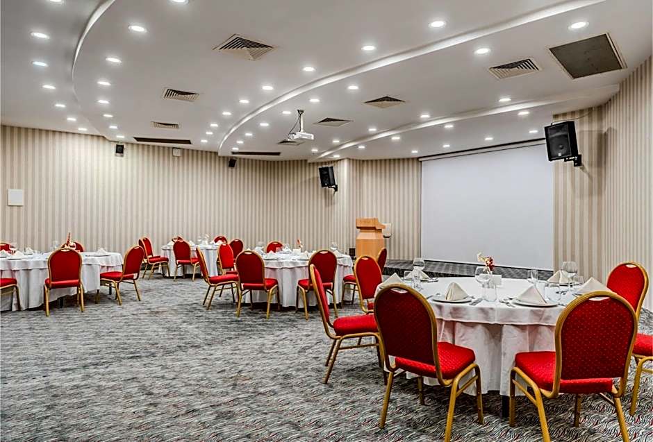 Ramada Plaza by Wyndham Izmir