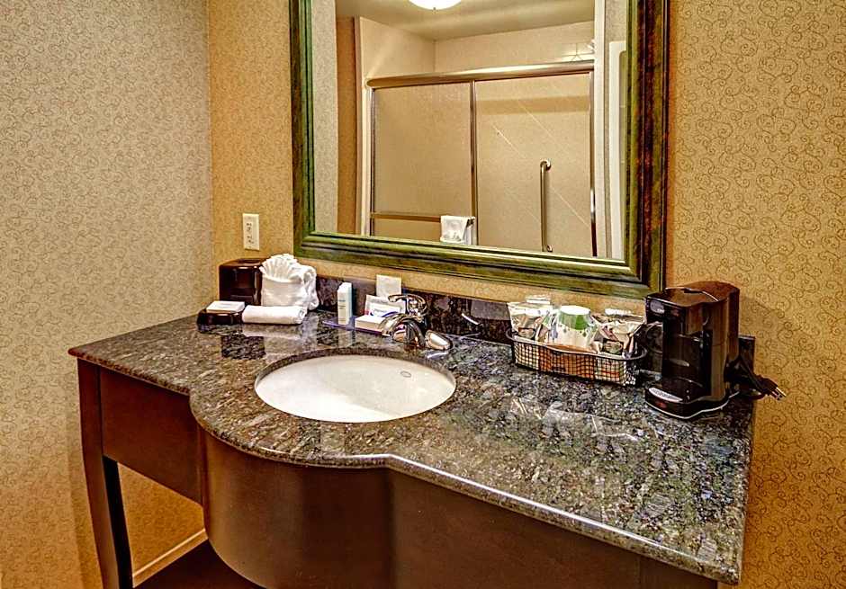 Hampton Inn By Hilton & Suites Lebanon
