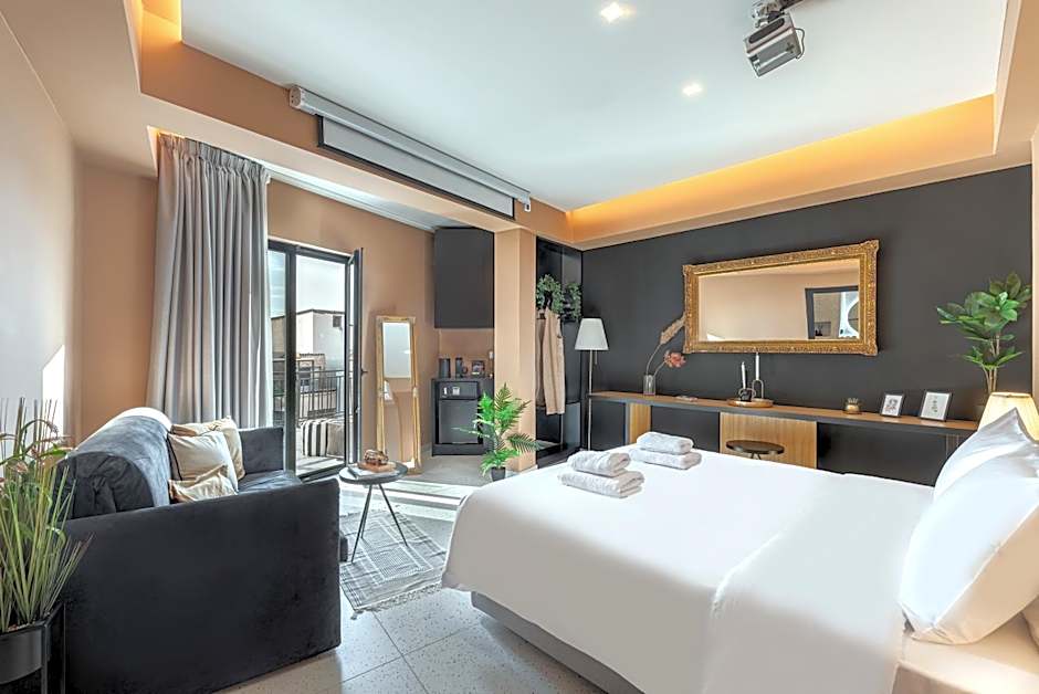 Clyde Athens by Nin&Bau