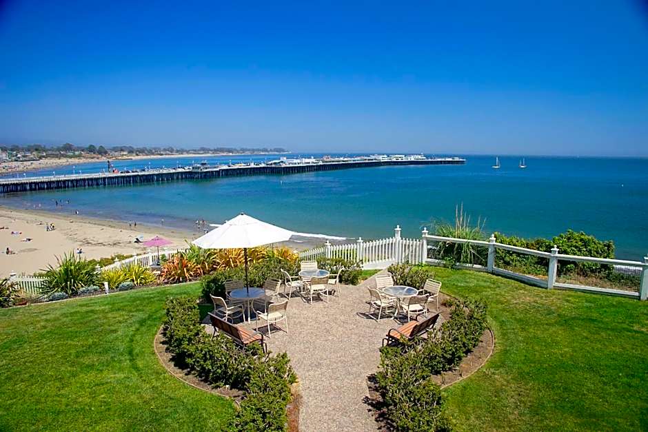 Sea & Sand Inn