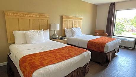 Two Double Bed Exterior Hall - 1st floor