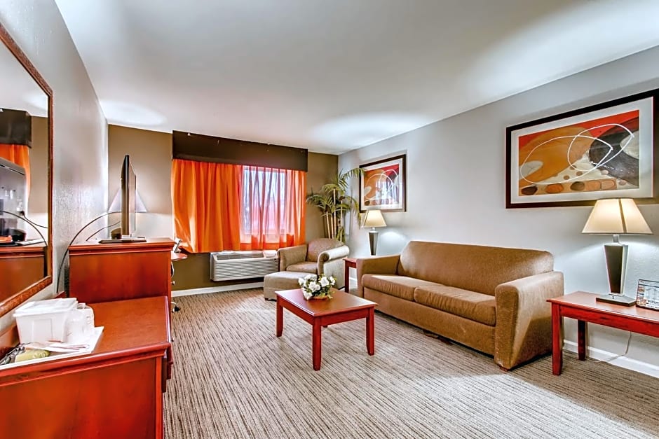 Orangewood Inn and Suites Midtown