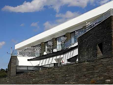 LBV House Hotel