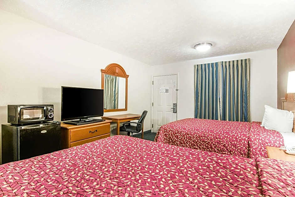 Rodeway Inn La Grange East