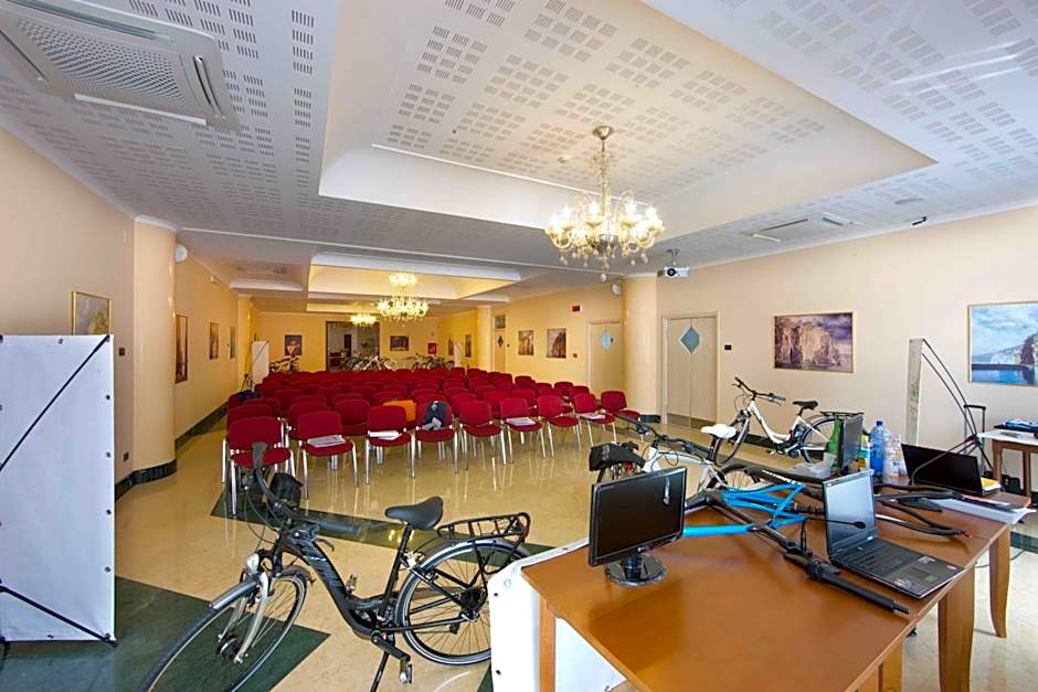 Ulisse Deluxe Hostel