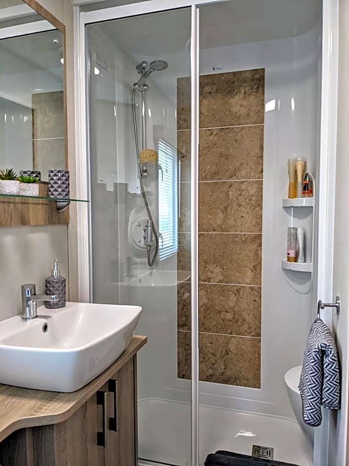 Tattershall Lakes - Merlin Point