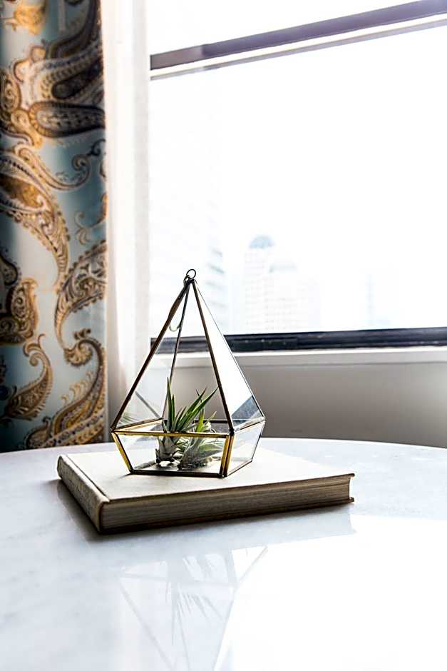 Hotel Theodore Seattle Downtown, Tapestry by Hilton