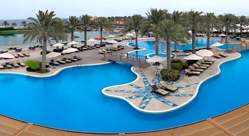 Al Bander Hotel & Resort