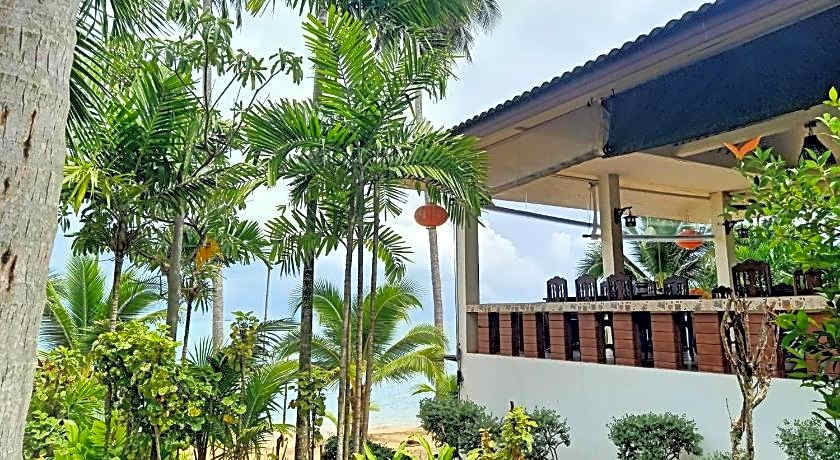 Palm Point Village