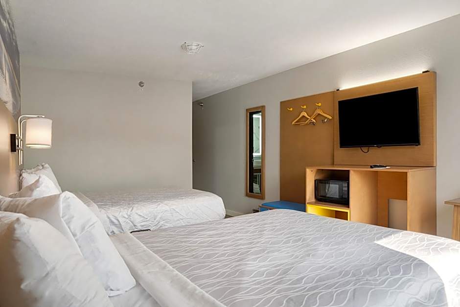 Days Inn by Wyndham Omaha NE