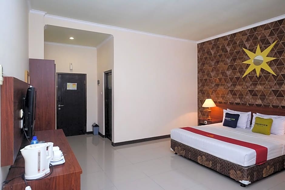 Urbanview Hotel Anggraeni Jatibarang