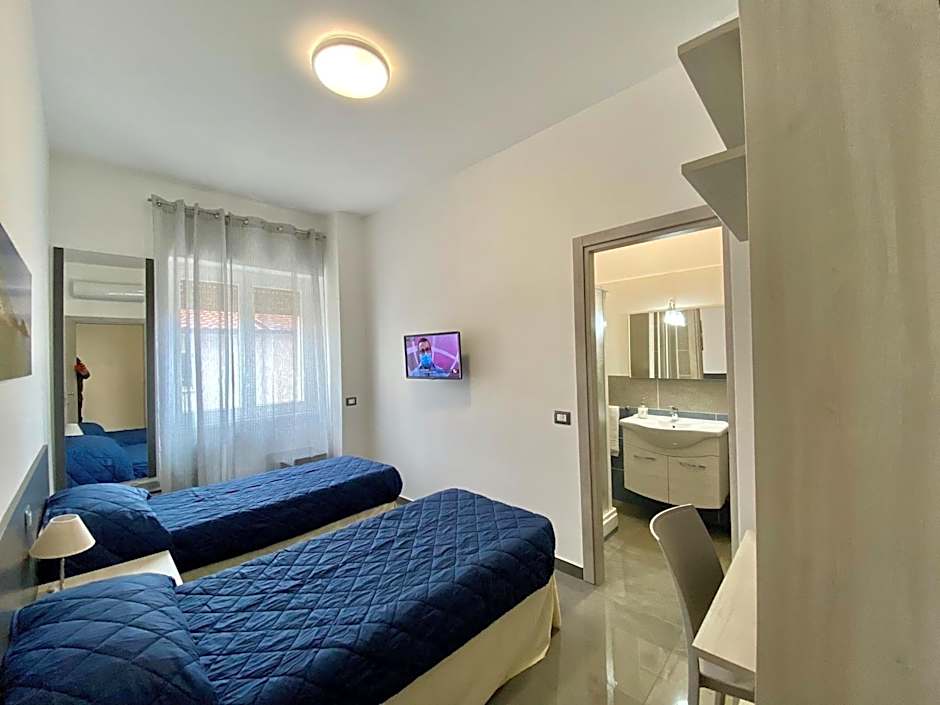 Photo 1 of 8 of Double Room