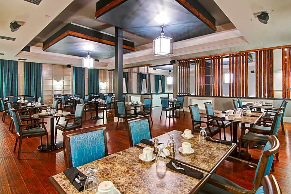 Chateau Nova Yellowknife