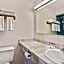 Ramada by Wyndham Flemington