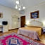 Hotel At Leonard