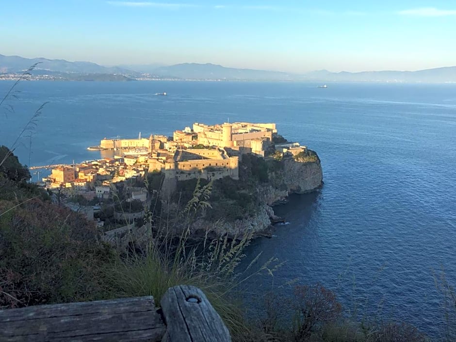 Brezza di mare Gaeta b&b