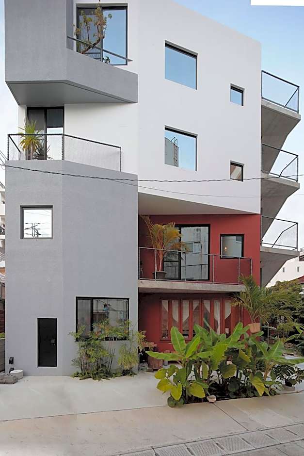 ON THE SAME HOTEL-All suite-