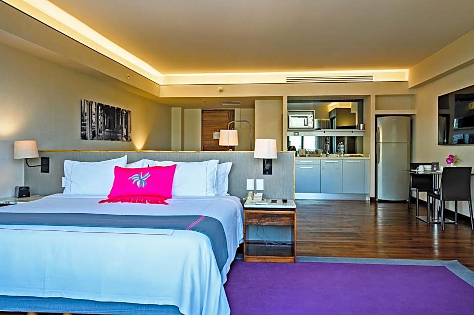 Las Suites Campos Eliseos