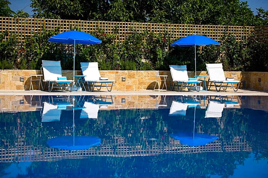 ANGELO DEL'ARTE ESTATE