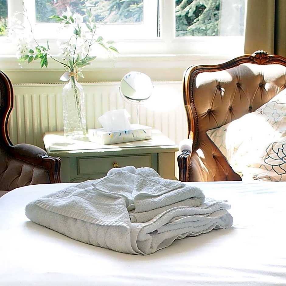 Leaded Light Guest House