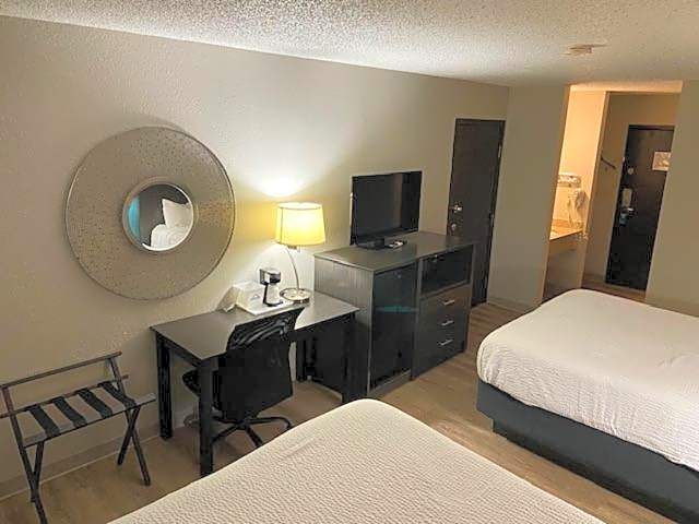 Days Inn by Wyndham Carthage