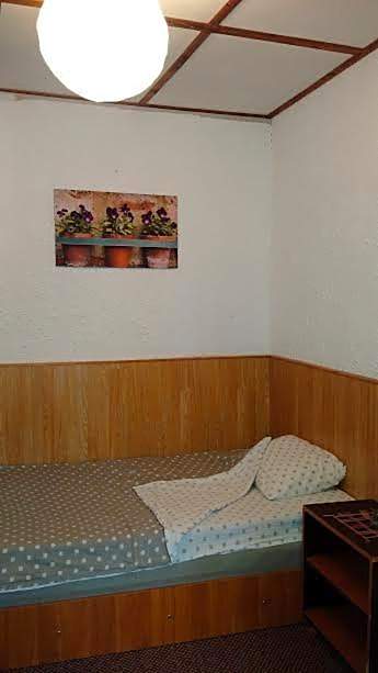 Expo Home Stay